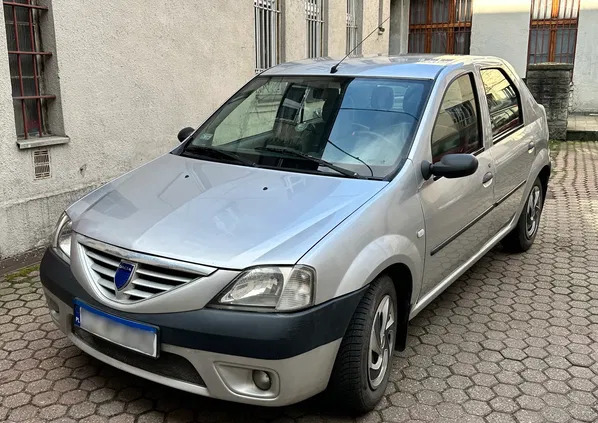 dacia logan śląskie Dacia Logan cena 4700 przebieg: 200500, rok produkcji 2007 z Zabrze